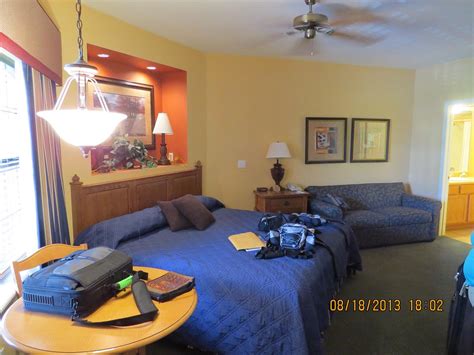 The Falls Village Rooms: Pictures & Reviews .